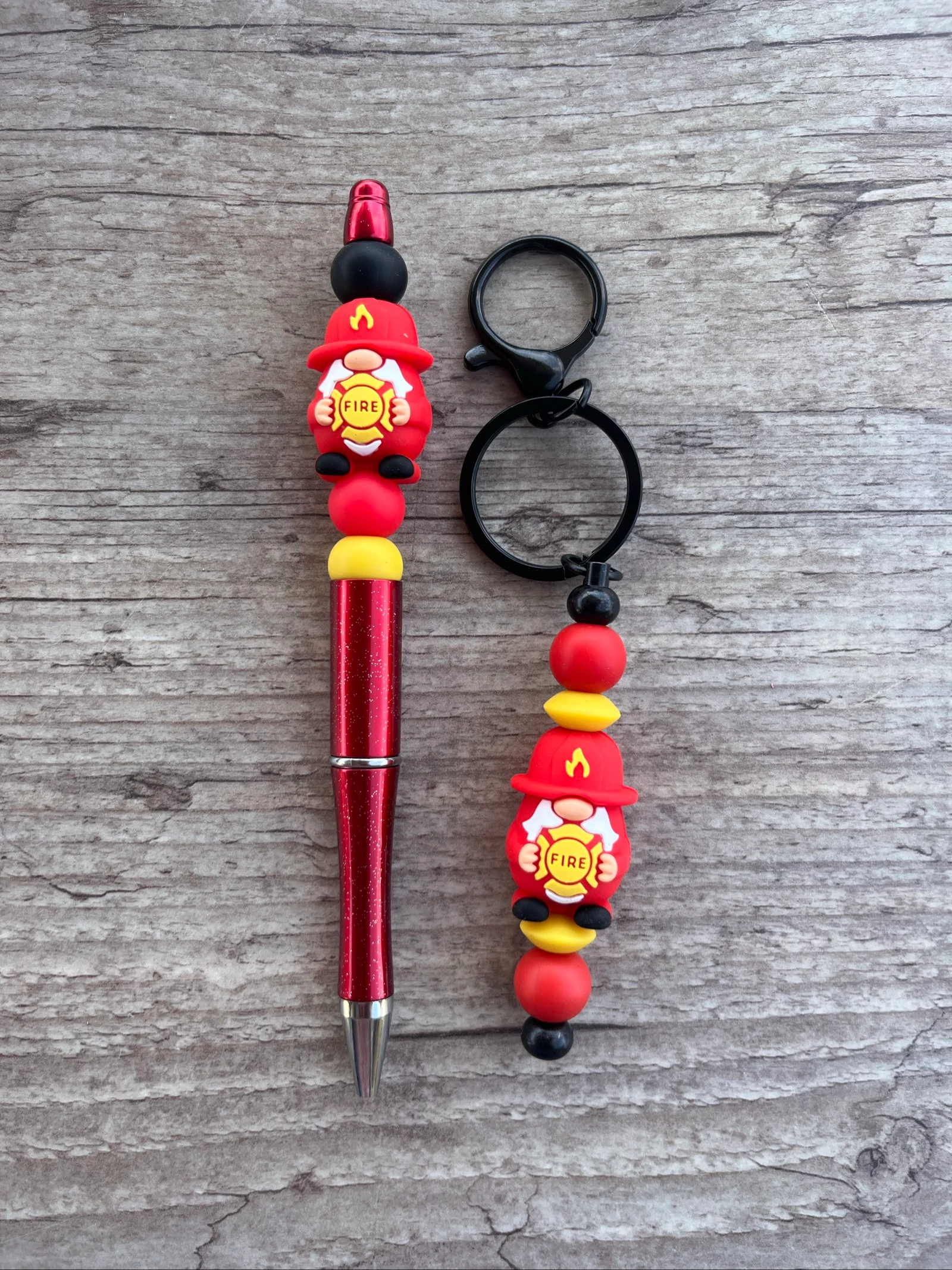Stylo et porte clé 